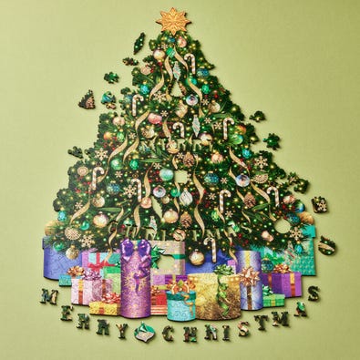 Tree-ditional Golden Christmas - Free Form Puzzle Cut