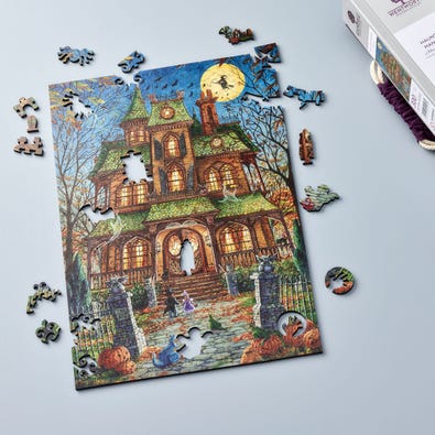 Haunted Mansion - Picture Puzzle Cut