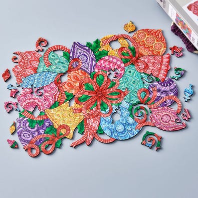 Brilliant Baubles - Vine Cut